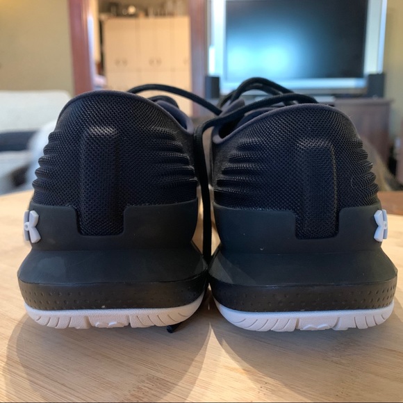 Under Armor UA TRIBASE men 10.5 cross training - Picture 9 of 9